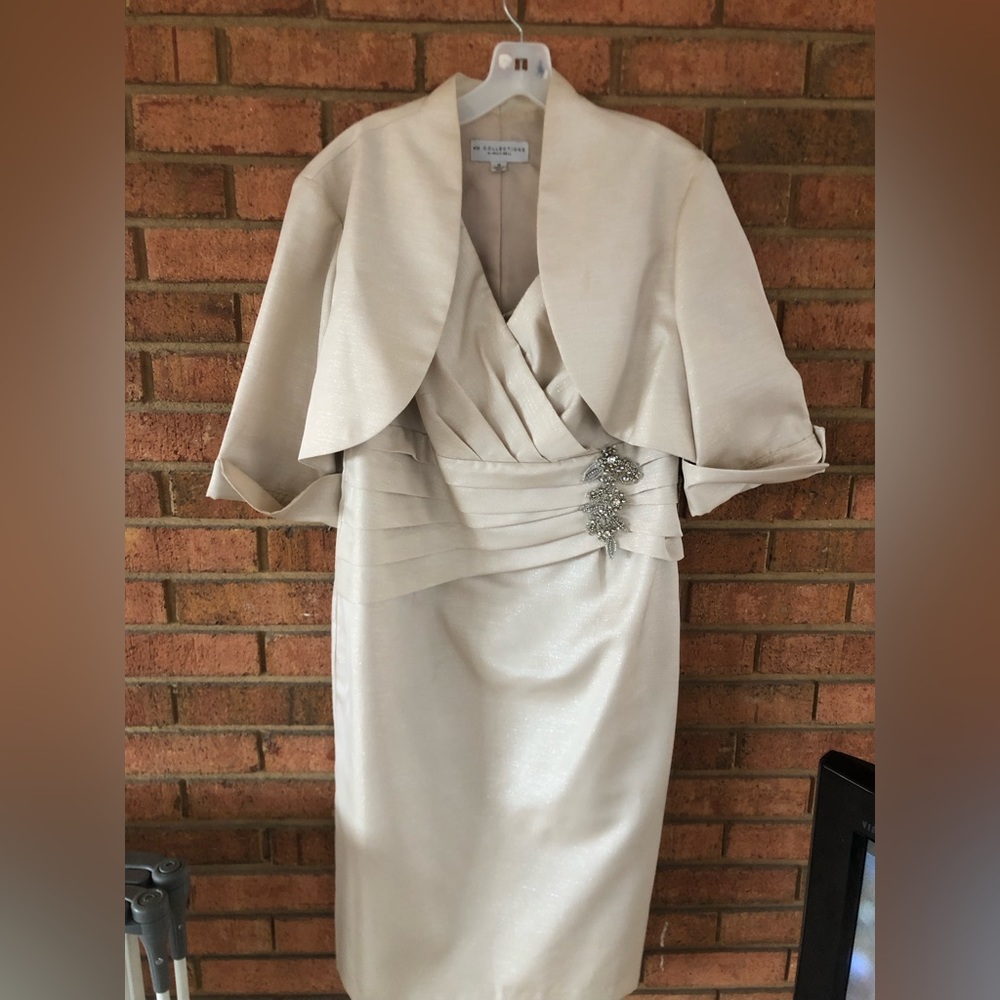 Formal champagne dress women’s size 18